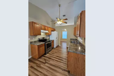 8409 Rynes Circle, Navarre, FL 32566 - Photo 12