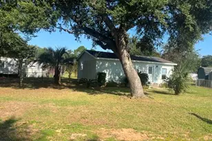 6029 Capitol Dr, Gulf Breeze, FL 32563 - Photo 16