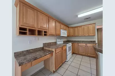 1665 Village Parkway, Gulf Breeze, FL 32563 - Photo 10