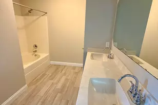 2042 Alhambra St, Navarre, FL 32566 - Photo 10