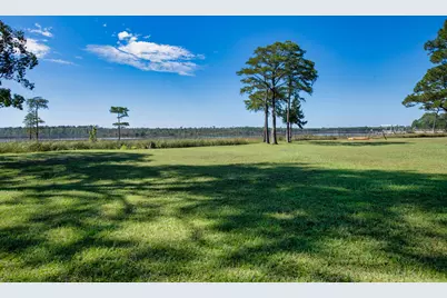 8215 Stillwater Cove, Navarre, FL 32566 - Photo 88