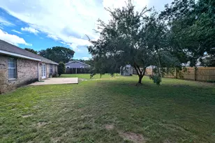 8601 Laredo St, Navarre, FL 32566 - Photo 8