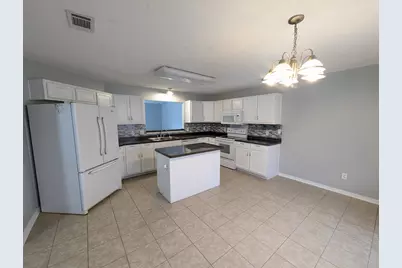 8601 Laredo Street, Navarre, FL 32566 - Photo 8