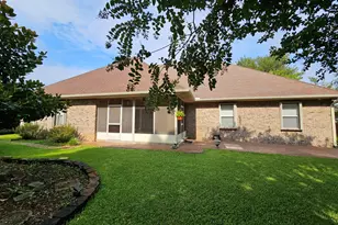 1866 Sunrise Dr, Navarre, FL 32566 - Photo 38