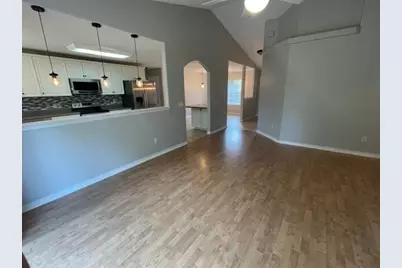 7636 Manatee Street, Navarre, FL 32566 - Photo 4