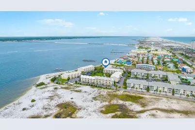 1440 Paradise Point Drive #UNIT 34, Navarre, FL 32566 - Photo 34