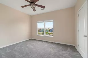 1440 Paradise Point Dr, Navarre, FL 32566 - Photo 20