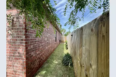 1903 Coast Court, Gulf Breeze, FL 32563 - Photo 42