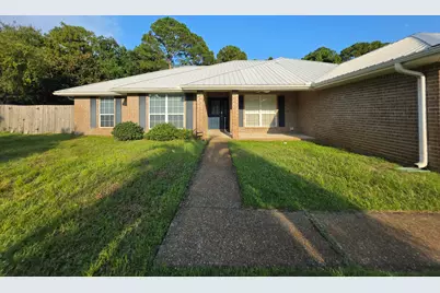 1682 Village Parkway, Gulf Breeze, FL 32563 - Photo 4