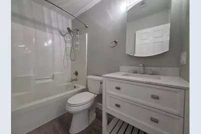 1682 Village Parkway, Gulf Breeze, FL 32563 - Photo 34