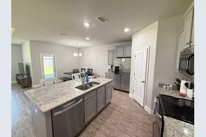 650 Teal Street, Crestview, FL 32539 - Photo 8