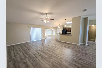 2037 Hawthorne Drive, Navarre, FL 32566 - Photo 4