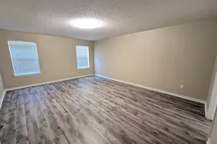 2037 Hawthorne Dr, Navarre, FL 32566 - Photo 22