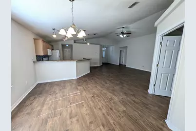 2070 Catline Circle, Navarre, FL 32566 - Photo 10