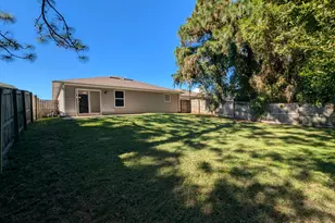 2070 Catline Cir, Navarre, FL 32566 - Photo 26
