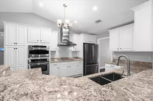 980 Grand Canal St, Gulf Breeze, FL 32563 - Photo 12
