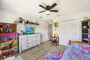 1028 Steel Ct, Milton, FL 32583 - Photo 16