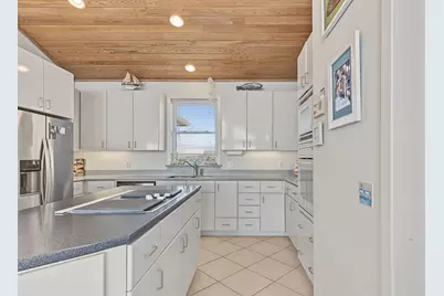 7637 Gulf Boulevard, Navarre, FL 32566 - Photo 22
