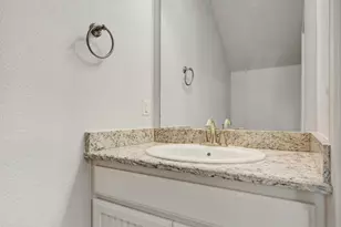 231 Baycliff Dr, Crestview, FL 32536 - Photo 16