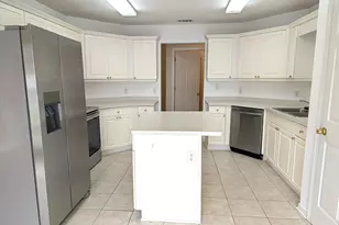 7205 Antoinette Cir, Navarre, FL 32566 - Photo 8