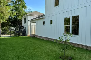 3109 E Gonzalez St, Pensacola, FL 32503 - Photo 4