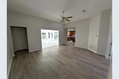 2562 Holley Place, Navarre, FL 32566 - Photo 2