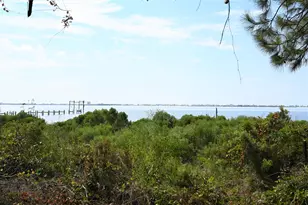 1726 Villa Vizcaya Dr, Navarre, FL 32566 - Photo 1