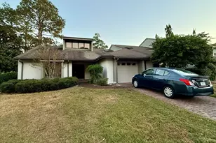 136 Glen Eagles Dr Dr, Niceville, FL 32578 - Photo 1