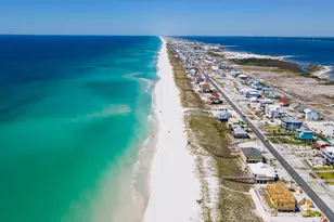8212 Gulf Blvd, Navarre, FL 32566 - Photo 14