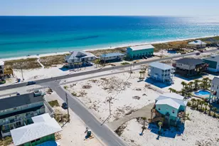 8212 Gulf Blvd, Navarre, FL 32566 - Photo 10