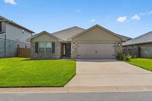 117 Ridgeway Cir, Crestview, FL 32536 - Photo 2