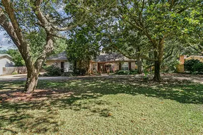 2437 W Bayshore Road, Gulf Breeze, FL 32563 - Photo 54