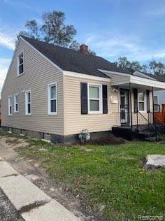 9076 Auburn St, Detroit, MI 48228-1748