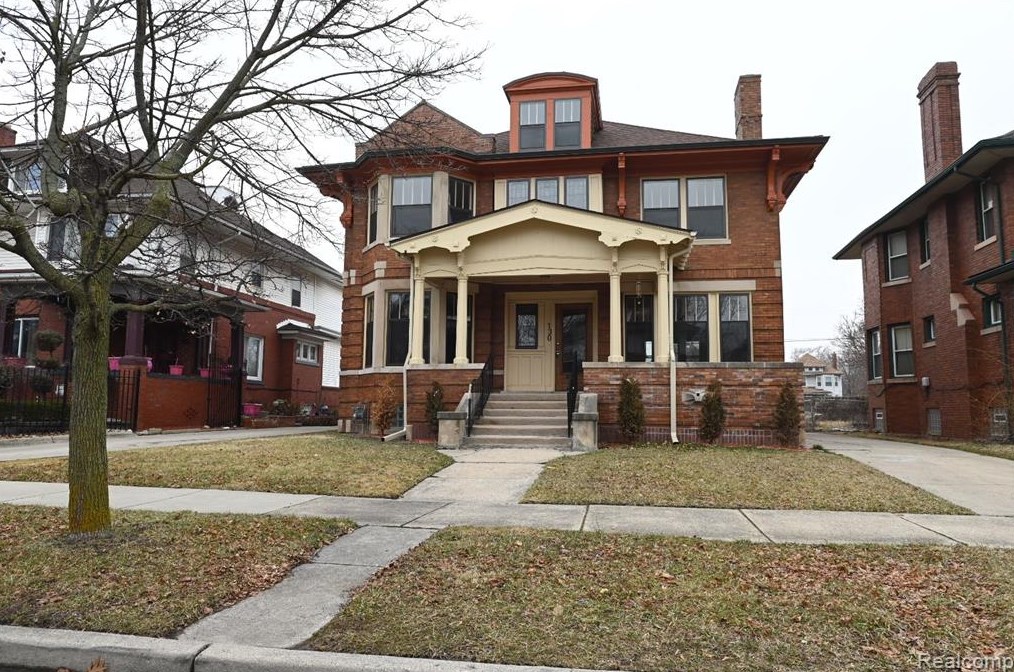 130 Burlingame St, Detroit, MI 48202-1000