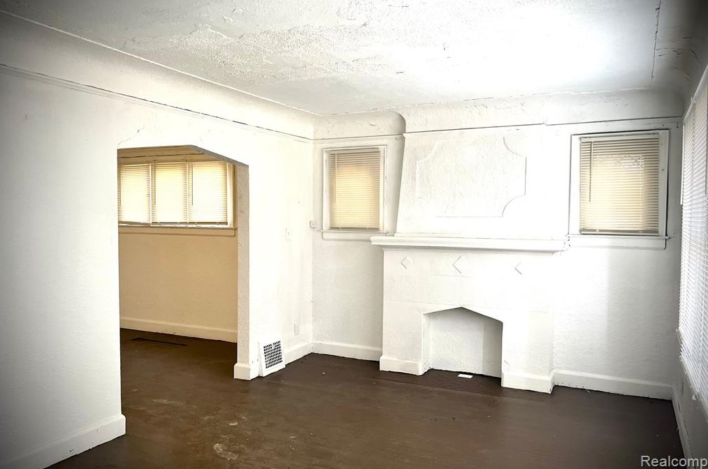 11633 Rutherford St, Detroit, MI 48227