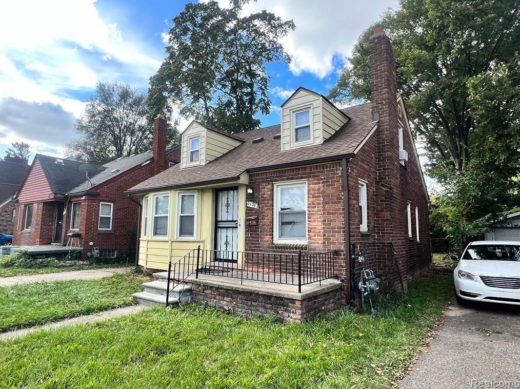 9599 Whitcomb St, Detroit, MI 48227