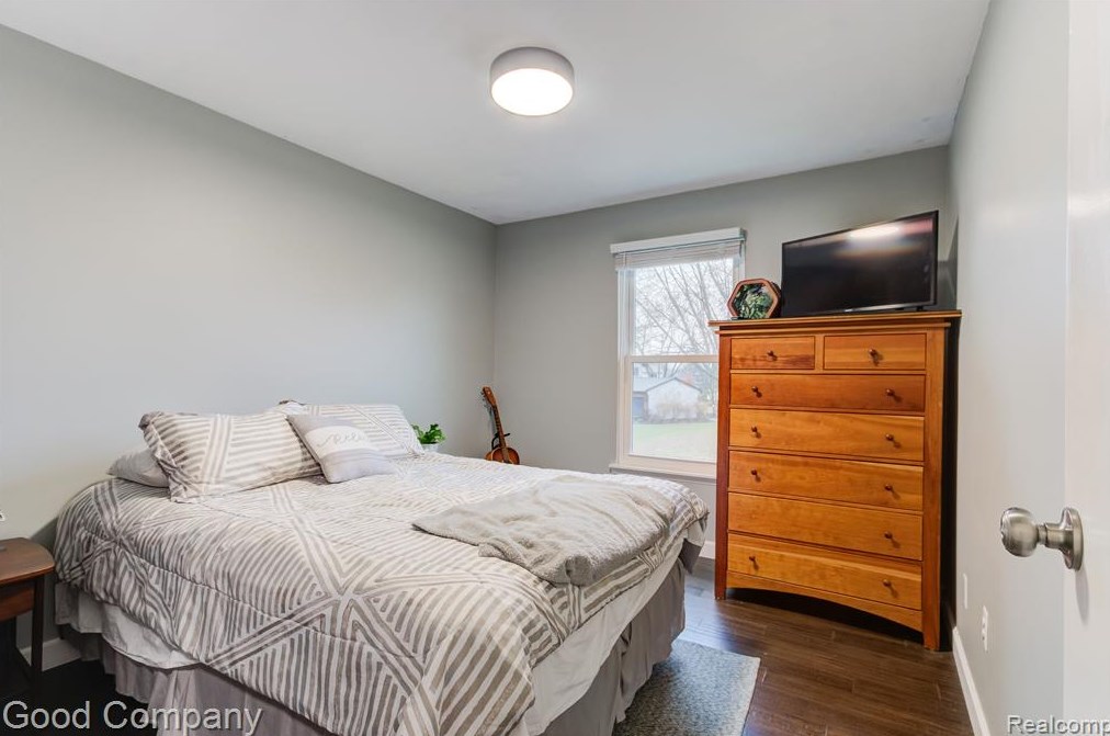 23581 Nilan Dr, Novi MI  48375-3632 exterior