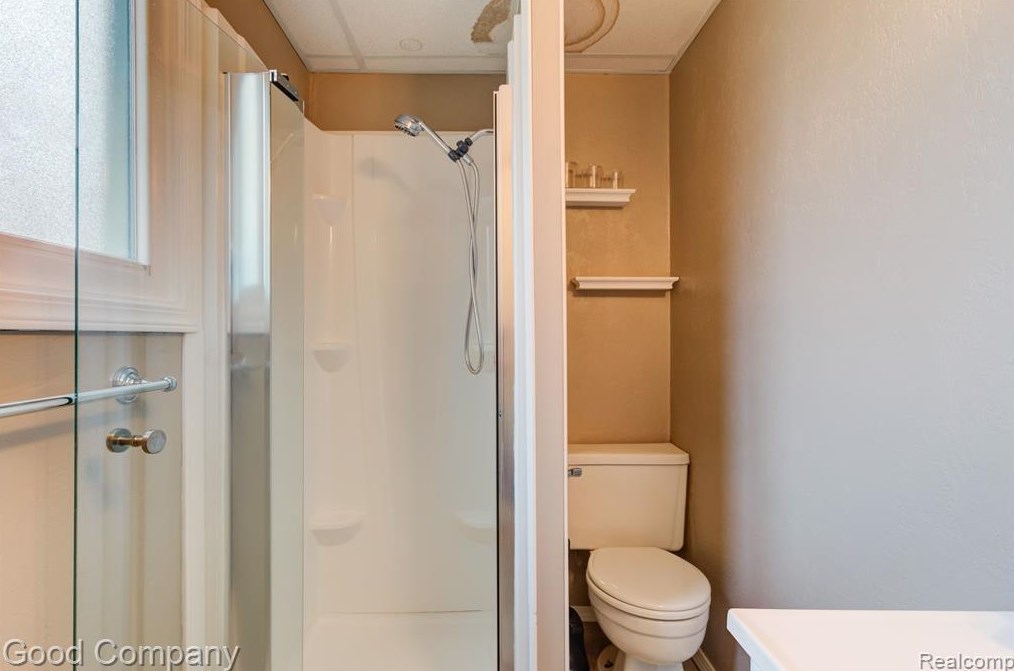 23581 Nilan Dr, Novi MI  48375-3632 exterior