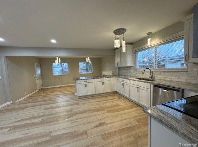 28866 Lund Ave, Warren, MI 48093
