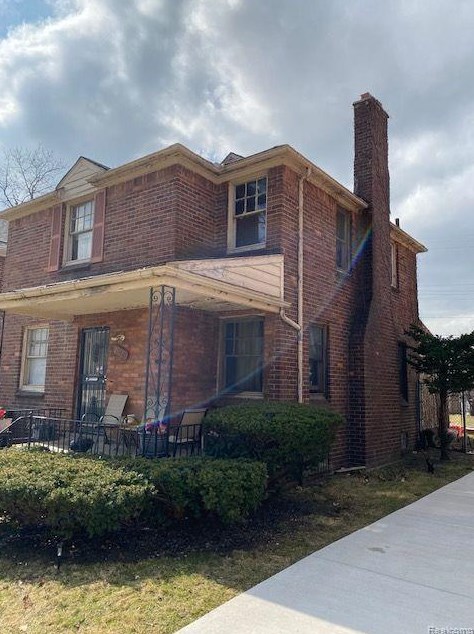 16141 Manor St, Grosse Pointe Farms, MI 48221
