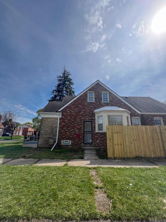 15377 Ferguson St, Detroit, MI 48227-1565