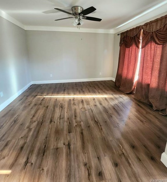 27062 Bonnie Dr, Warren, MI 48093-4616