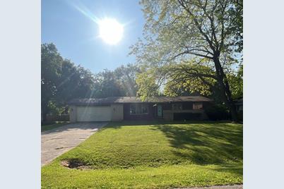 1440 Schafer Dr Burton MI 48509 MLS 20230045181 Coldwell Banker