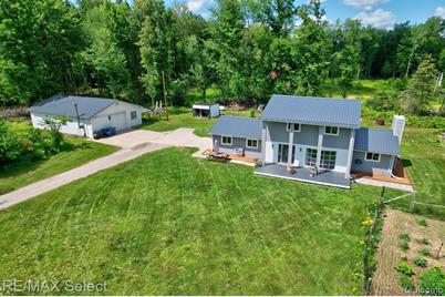 18780 W Townline Road - Photo 1