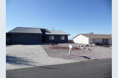 621 Pueblo Dr - Photo 1