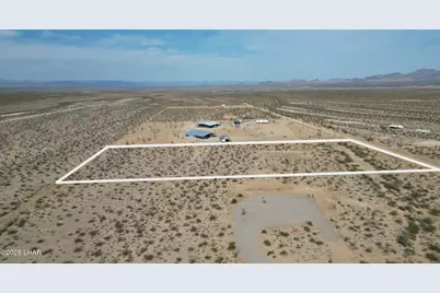 000 W Cielo Rd, Yucca, AZ 86438 - Photo 2