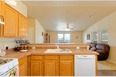 49531 Pearl Ave, Quartzsite, AZ 85346 - Photo 12