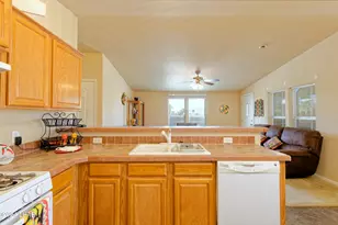 49531 Pearl Ave, Quartzsite, AZ 85346 - Photo 12