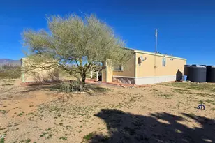 6705 E Red Barrel Rd, Yucca, AZ 86438 - Photo 48
