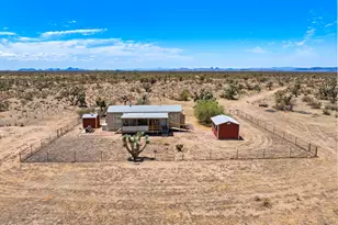 6705 E Red Barrel Rd, Yucca, AZ 86438 - Photo 2
